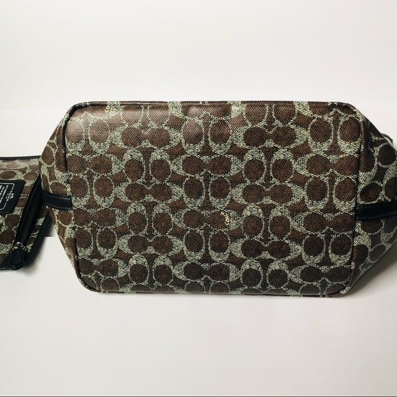 NWT Coach Signature Tote w/cosmetic bag - Picture 9 of 11